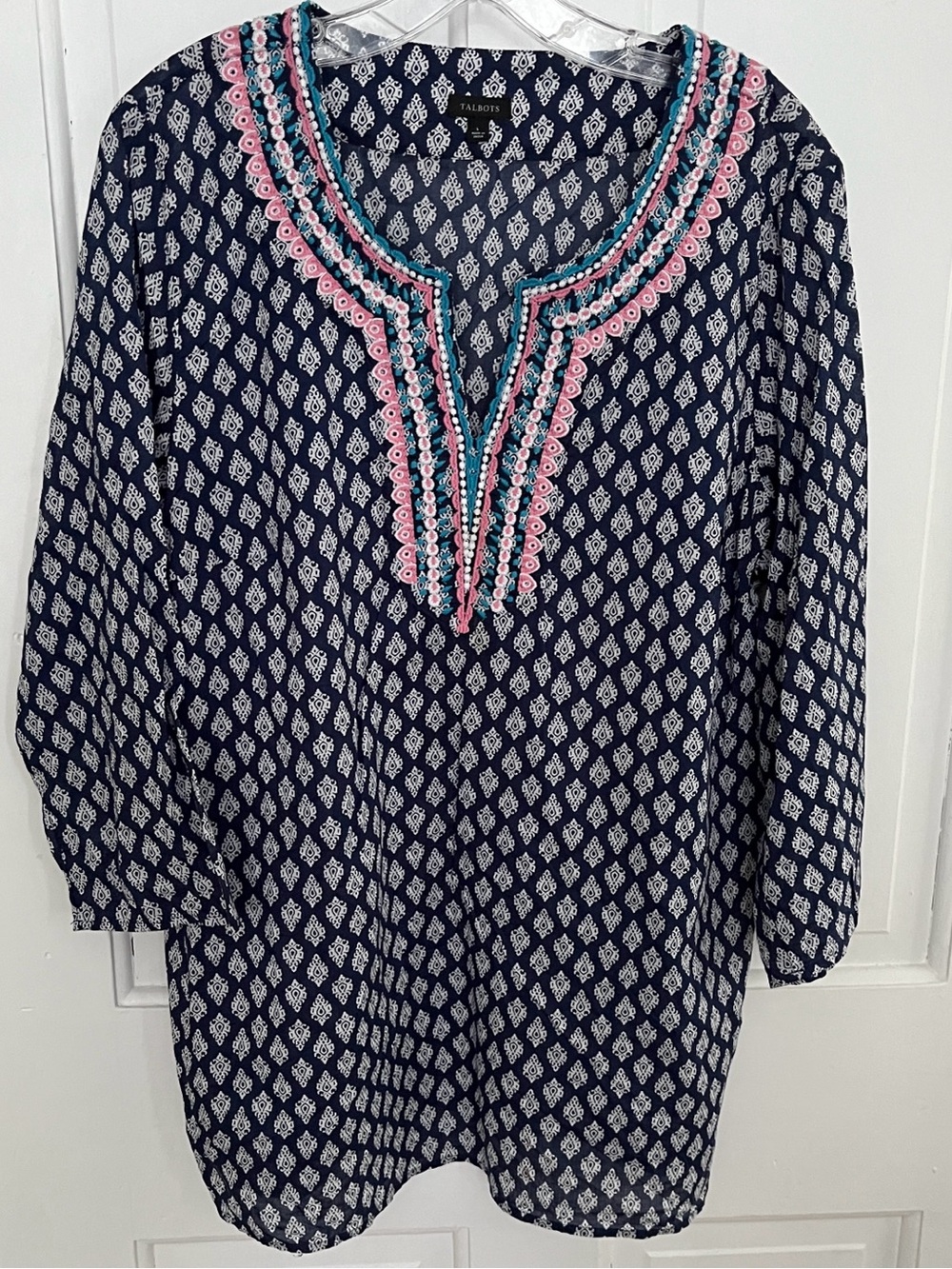 Talbots Top L blue white with embroidered trim